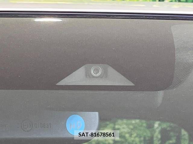 Nissan NOTE 2018-03 279856-4
