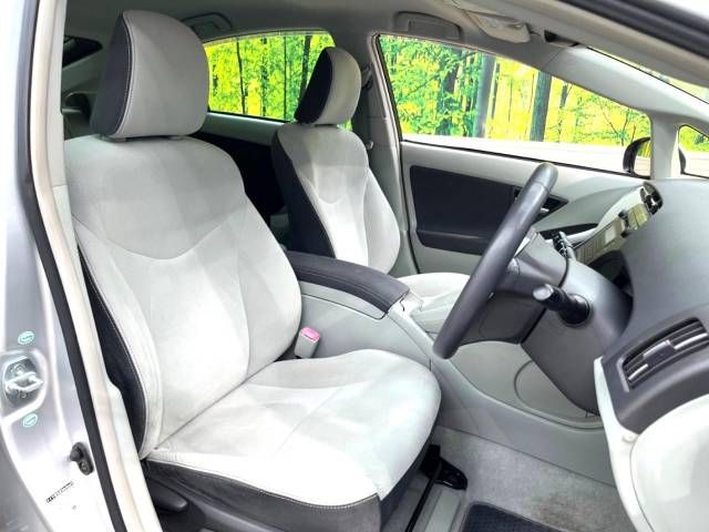Toyota PRIUS 2011-03 10183-8