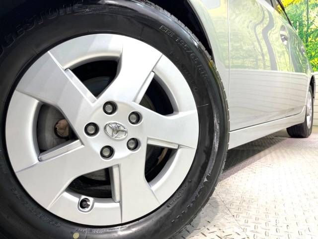 Toyota PRIUS 2011-03 10183-13