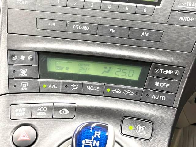 Toyota PRIUS 2011-03 10183-5