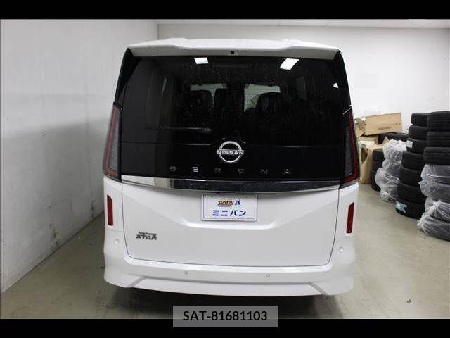 Nissan SERENA 2023-08 284279-2