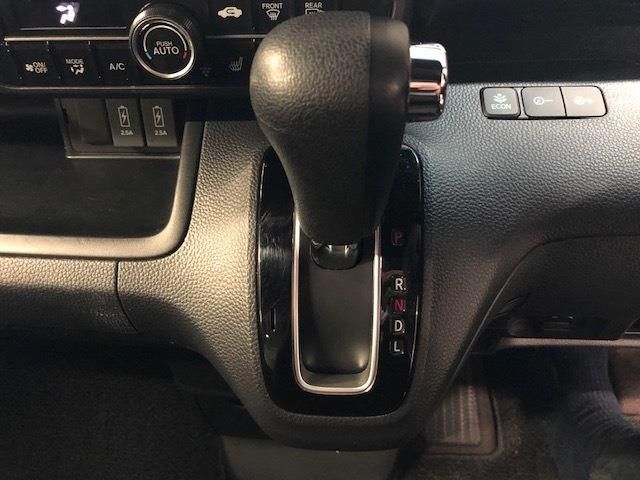 Honda N BOX CUSTOM 2018-03 194910-12