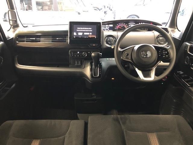 Honda N BOX CUSTOM 2018-03 194910-8