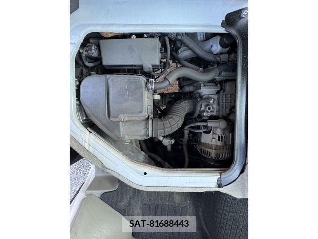 Suzuki EVERY 2017-05 373372-25