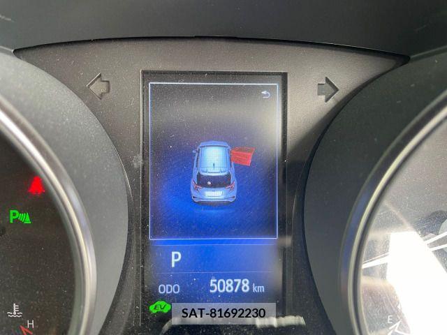 Toyota C-HR 2017-08 232599-10