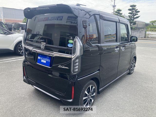 Honda N BOX CUSTOM 2018-04 256040-4