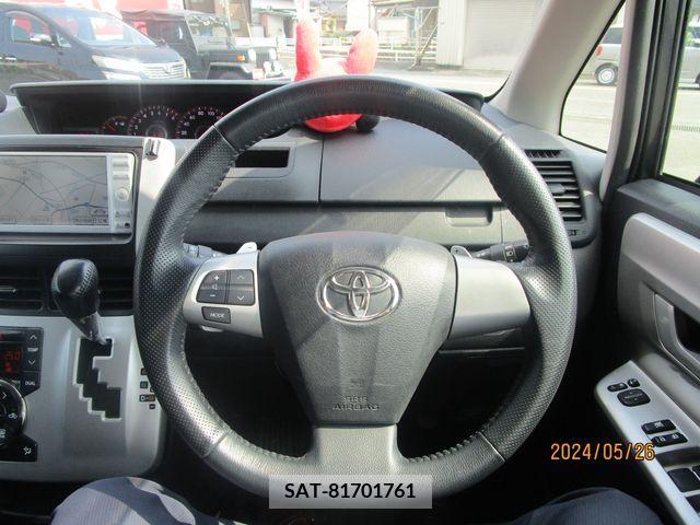 Toyota NOAH 2011-02 279562-14