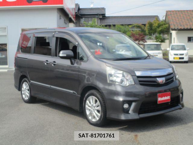 Toyota NOAH 2011-02 279562-1