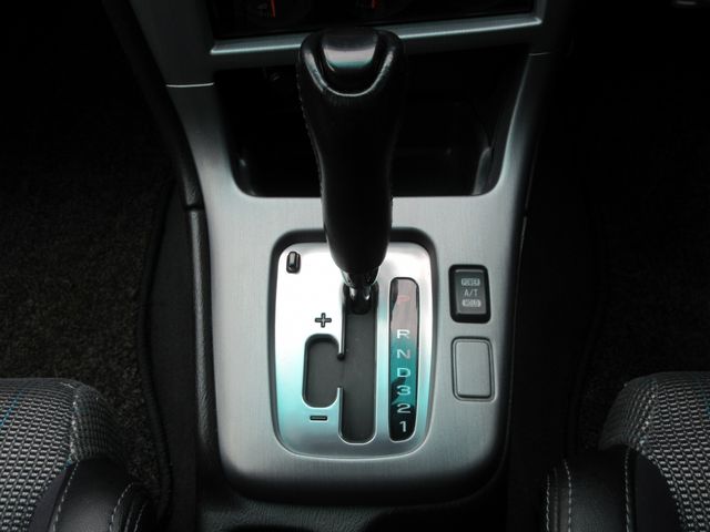 Subaru LEGACY B4 2001-02 3820-17