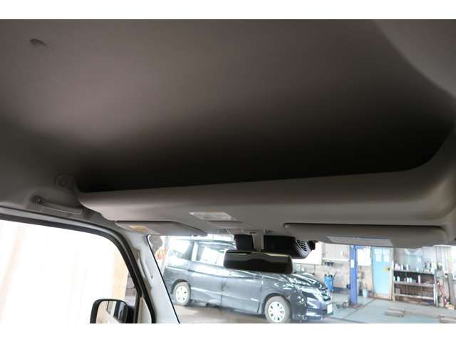 Suzuki EVERY 2023-05 15553-10