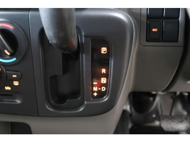 Suzuki EVERY 2023-05 15553-6