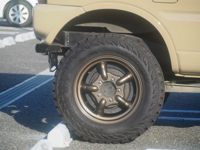 Suzuki JIMNY 1999-01 5197-6