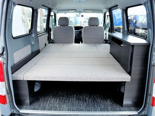 Toyota LITEACE VAN 2017-01 29284-2