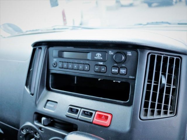 Toyota LITEACE VAN 2017-01 29284-12