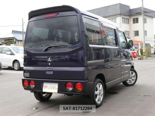 Mitsubishi TOWN BOX 2011-09 289861-1