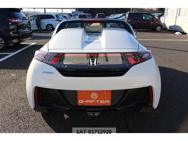 Honda S660 2015-06 372511-10