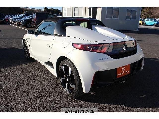 Honda S660 2015-06 372511-8