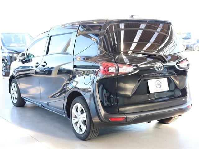 Toyota SIENTA 2021-03 194685-22