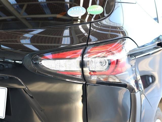 Toyota SIENTA 2021-03 194685-25