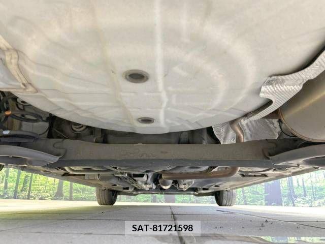 Nissan NOTE 2014-03 302341-19