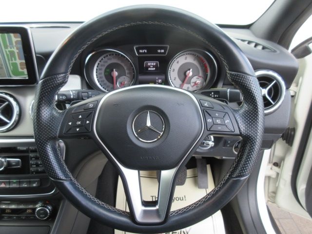 Mercedes Benz GLA-CLASS 2014-12 192406-11