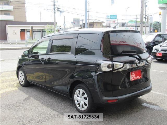 Toyota SIENTA 2016-07 285045-1