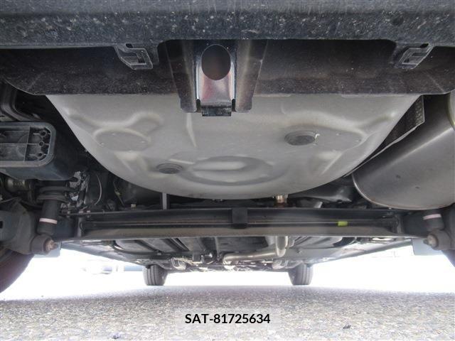 Toyota SIENTA 2016-07 285045-17