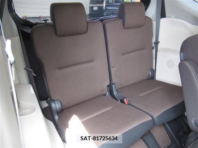 Toyota SIENTA 2016-07 285045-12