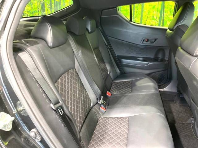 Toyota C-HR 2023-06 196784-9