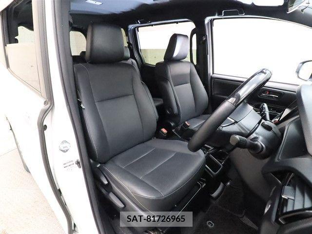 Toyota ESQUIRE 2020-01 218956-3