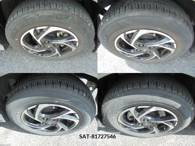 Toyota YARIS 2022-01 330174-26