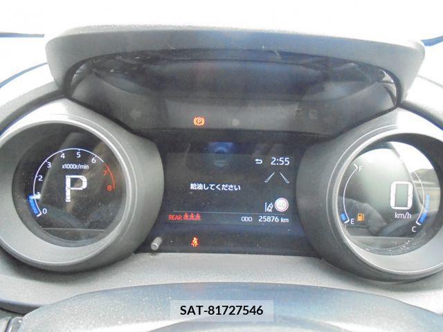 Toyota YARIS 2022-01 330174-21