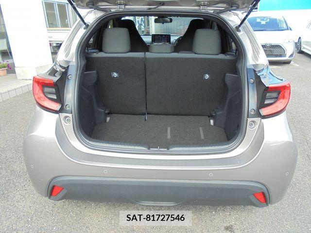 Toyota YARIS 2022-01 330174-15