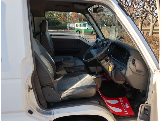 Nissan CARAVAN VAN 2000-01 27231-6
