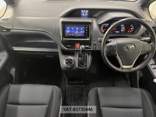 Toyota VOXY 2014-03 289169-1