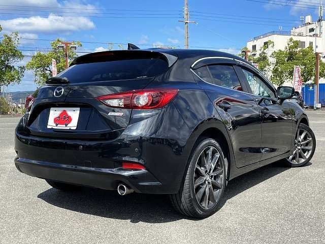 Mazda AXELA SPORT 2016-09 9441-2