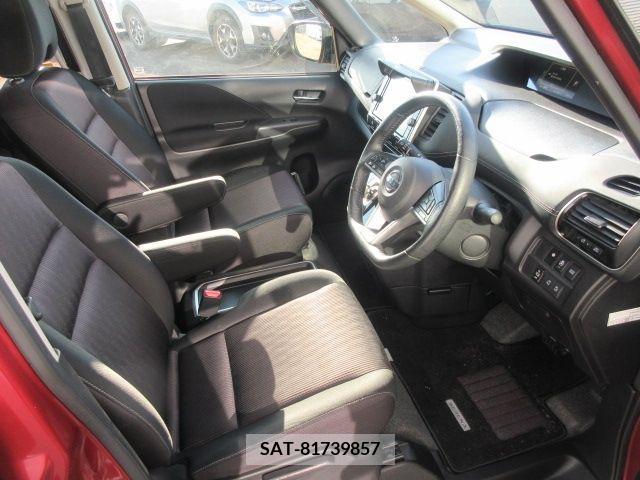 Nissan SERENA 2018-11 219135-12