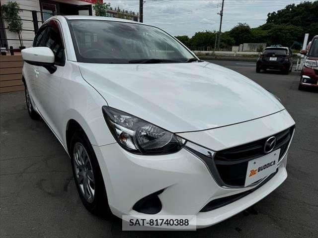 Mazda DEMIO 2017-04 301892-7