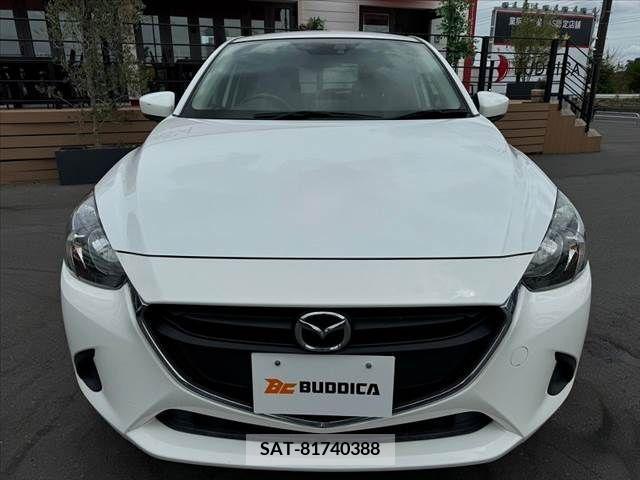 Mazda DEMIO 2017-04 301892-8