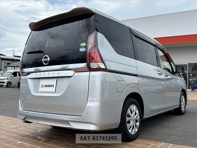 Nissan SERENA 2016-10 324860-14
