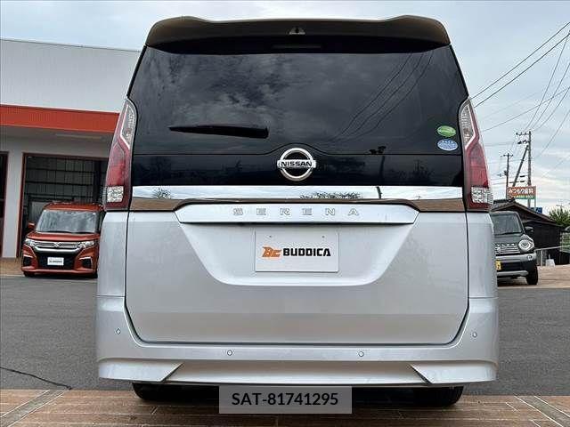 Nissan SERENA 2016-10 324860-13