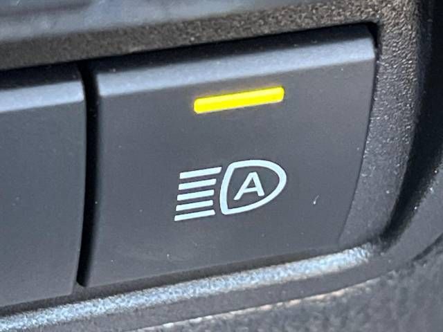 Toyota YARIS CROSS 2022-09 11059-7