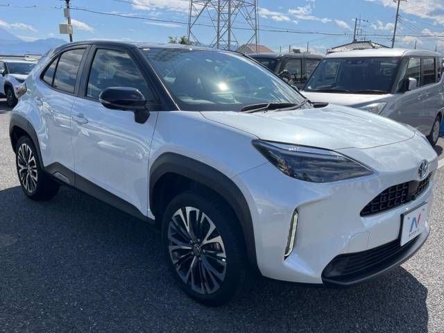 Toyota YARIS CROSS 2022-09 11059-16