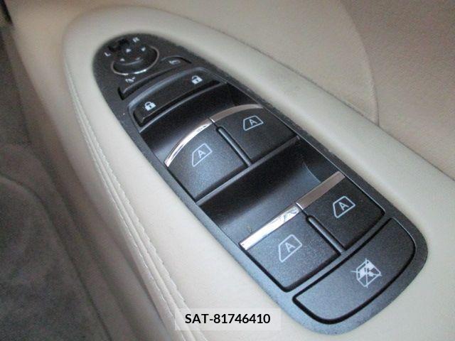 Nissan FUGA 2011-06 360762-24