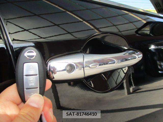 Nissan FUGA 2011-06 360762-26