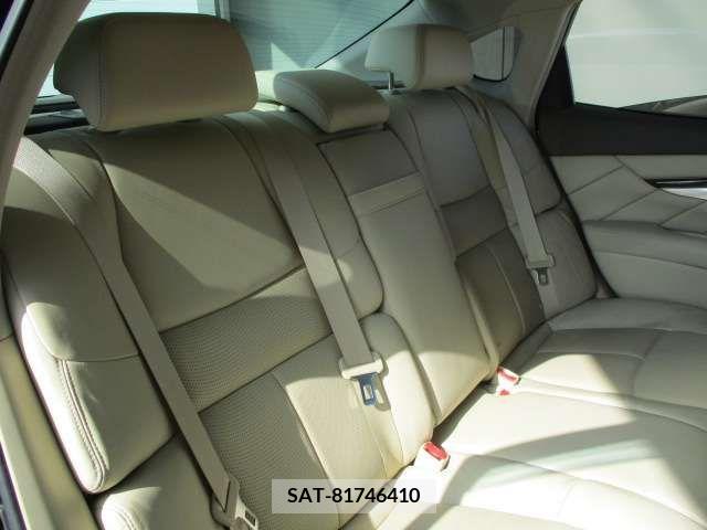 Nissan FUGA 2011-06 360762-10