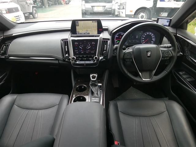 Toyota CROWN SEDAN 2018-11 6469-1
