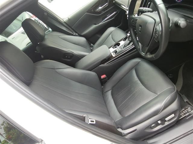 Toyota CROWN SEDAN 2018-11 6469-14