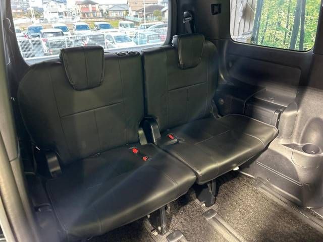 Toyota NOAH 2019-12 186439-10