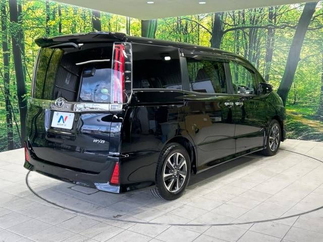 Toyota NOAH 2019-12 186439-17